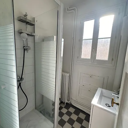 2 Pieces Lumineux Apartment *